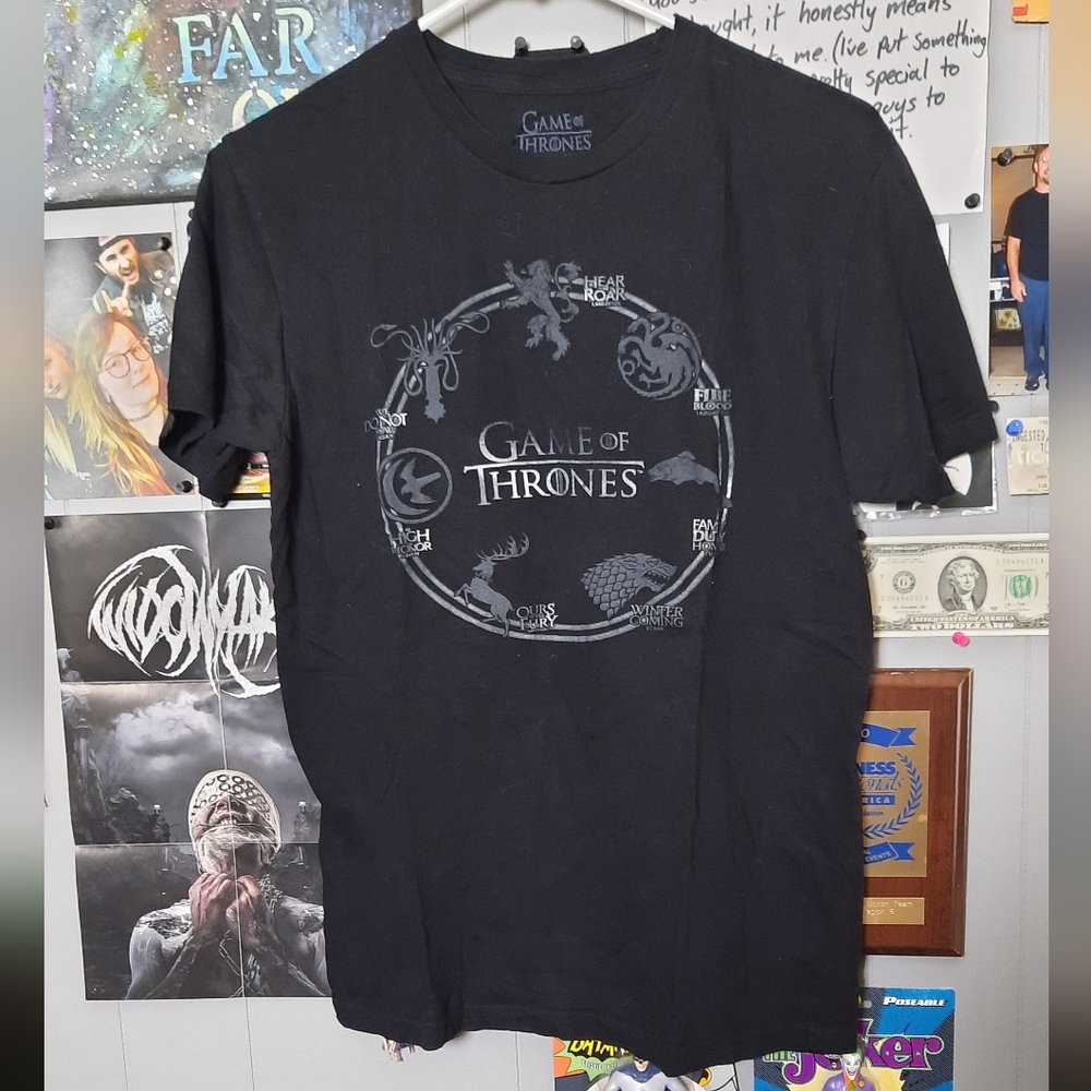 Game of Thrones black graphic tee shirt
